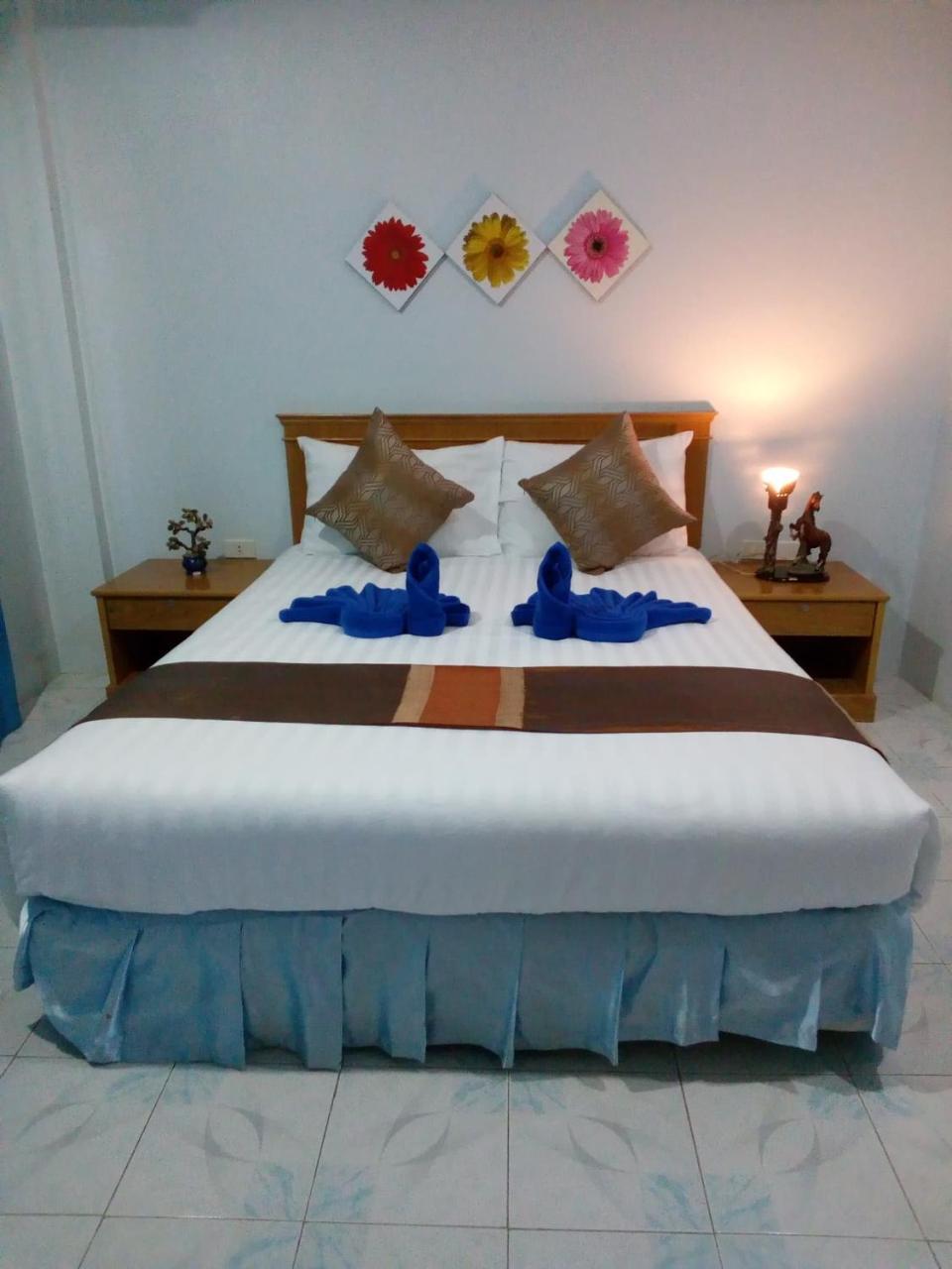 Pailin Hotel 클롱 무앙 비치 외부 사진