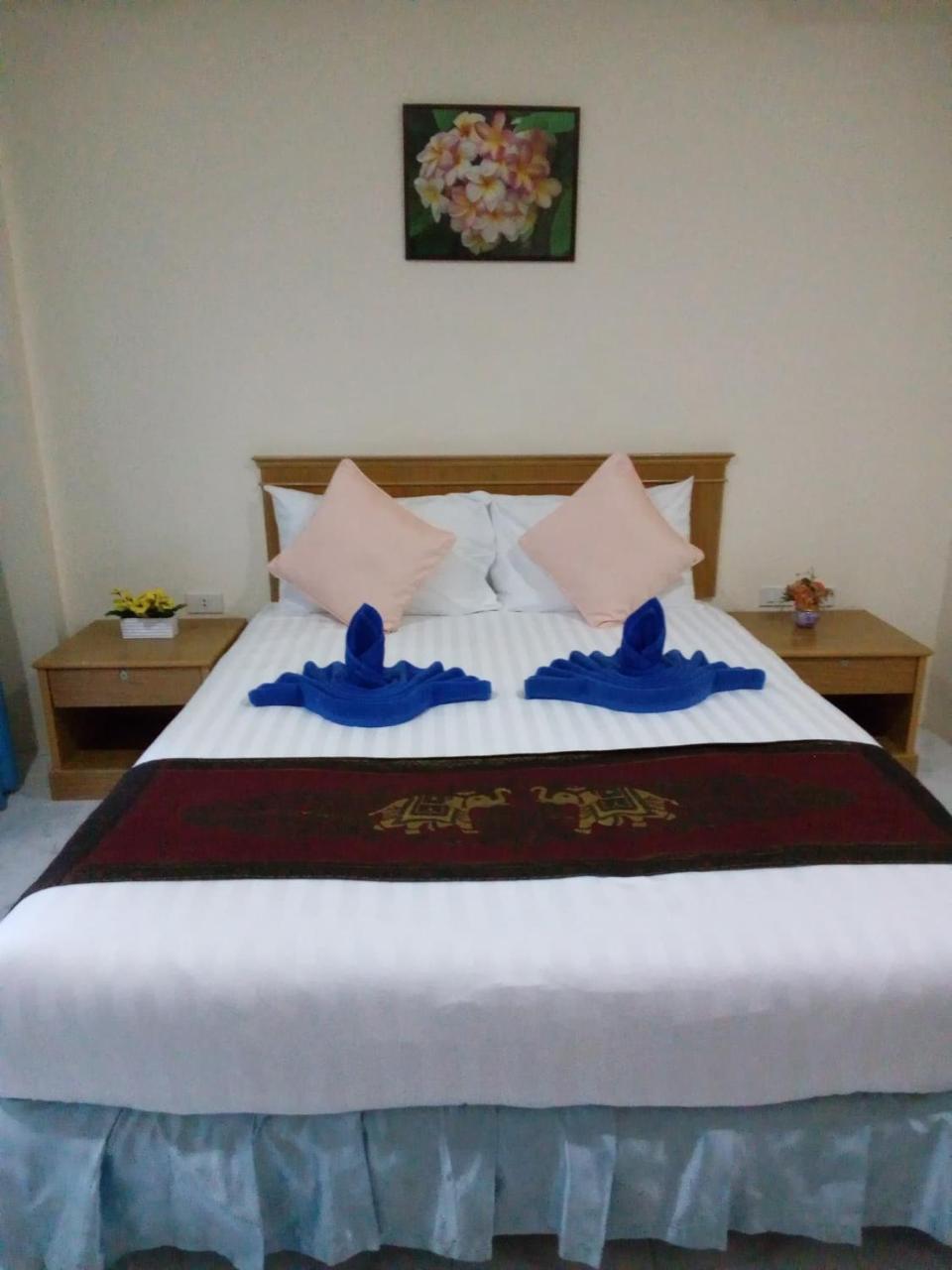 Pailin Hotel 클롱 무앙 비치 외부 사진